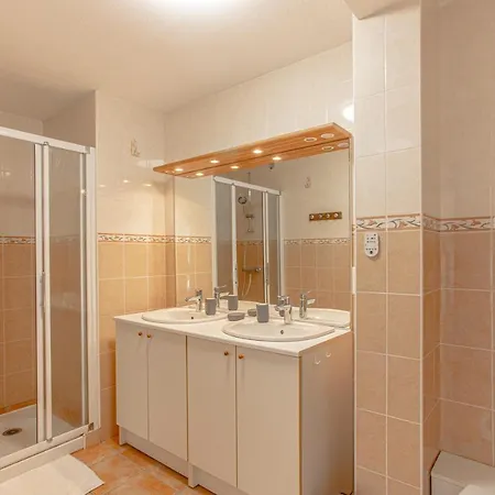 公寓 Superbe Avec Terrasse Et Vue Degagee